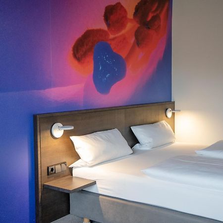 שווביש האל Qubixx Stadtmittehotel מראה חיצוני תמונה