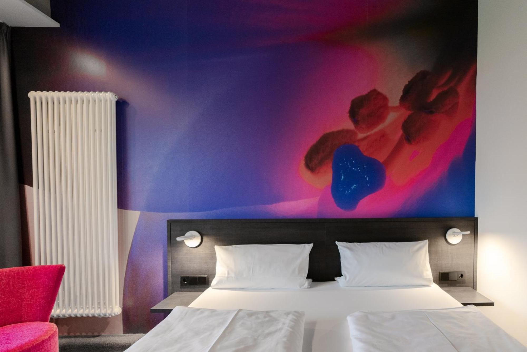 שווביש האל Qubixx Stadtmittehotel מראה חיצוני תמונה