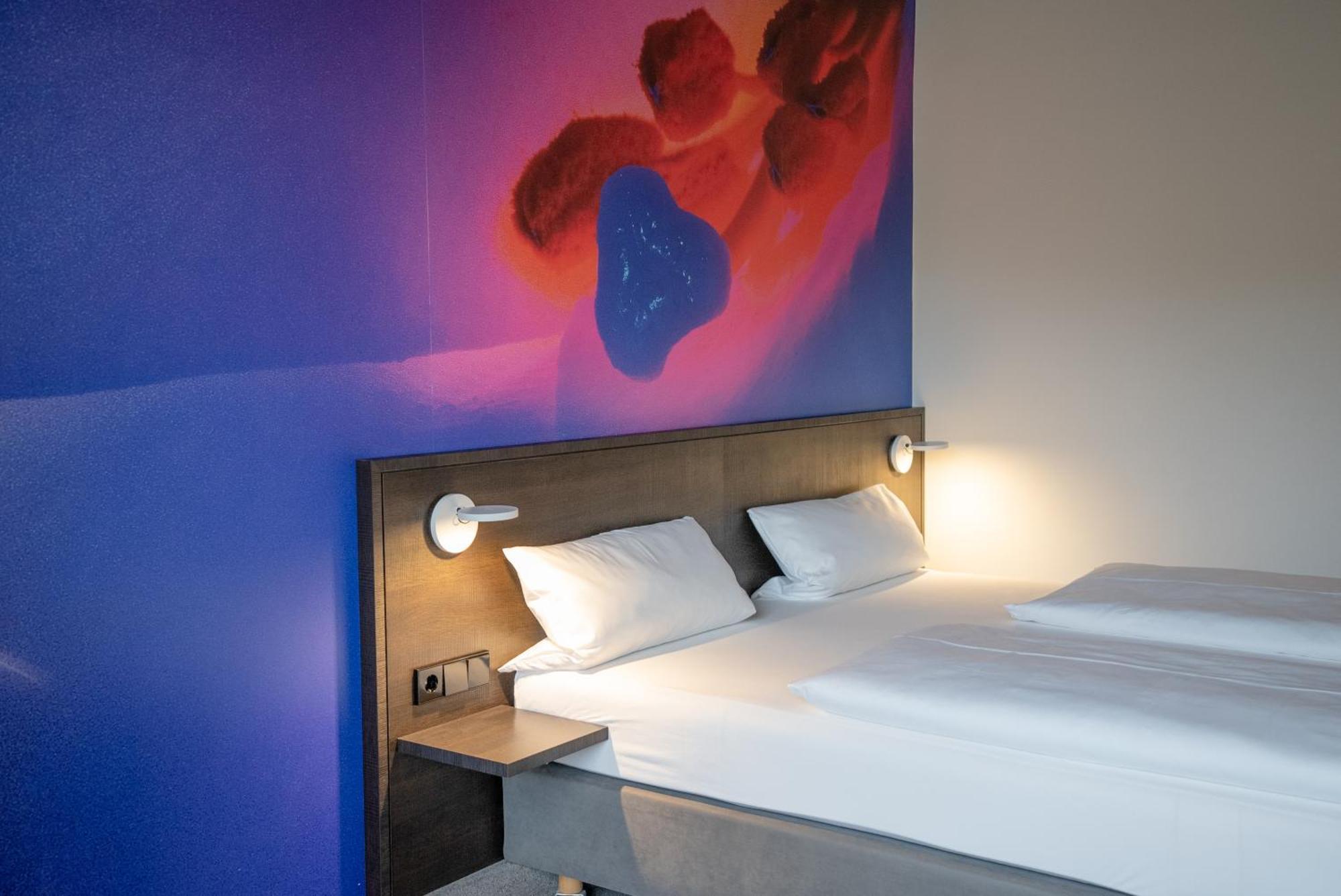 שווביש האל Qubixx Stadtmittehotel מראה חיצוני תמונה
