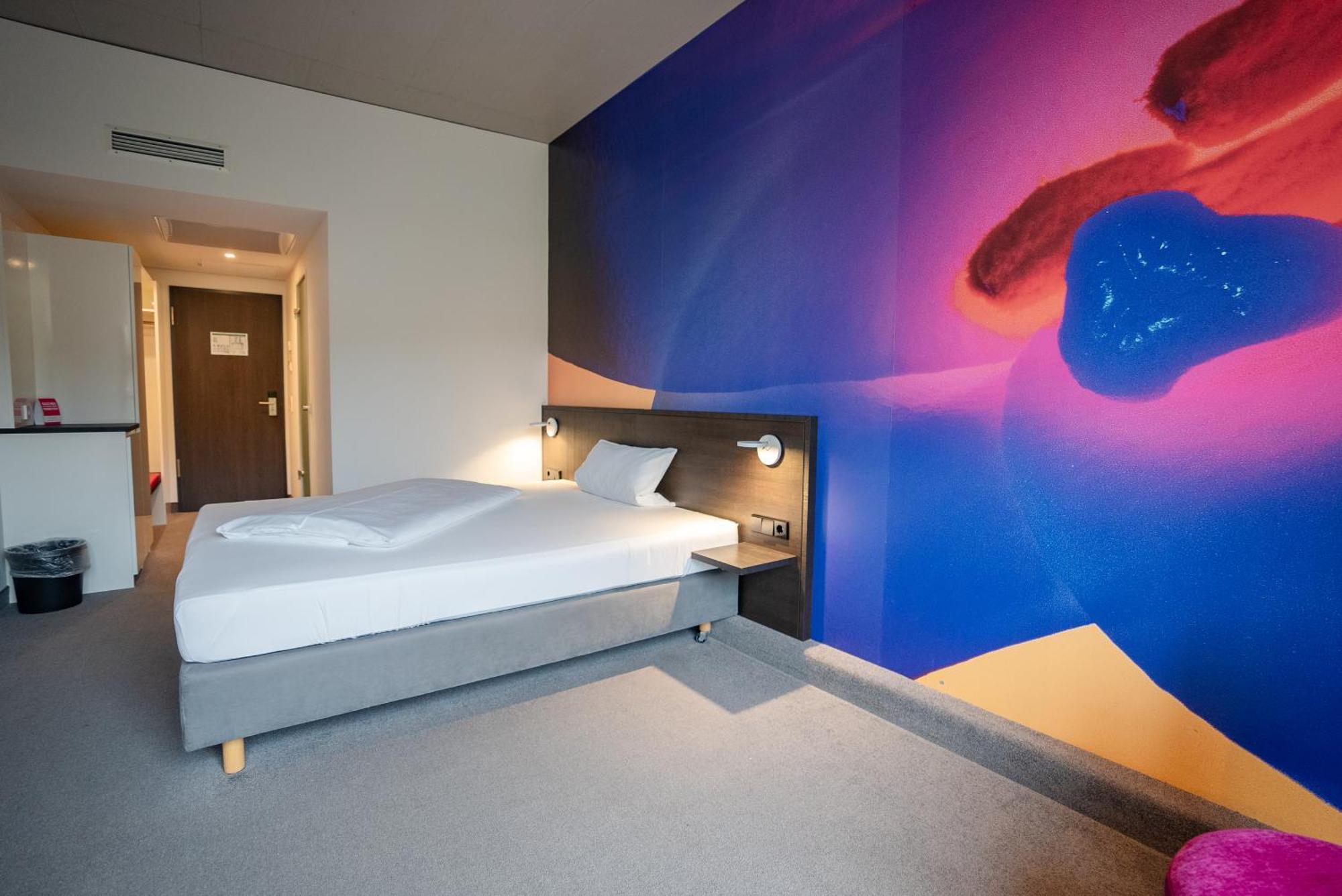 שווביש האל Qubixx Stadtmittehotel מראה חיצוני תמונה