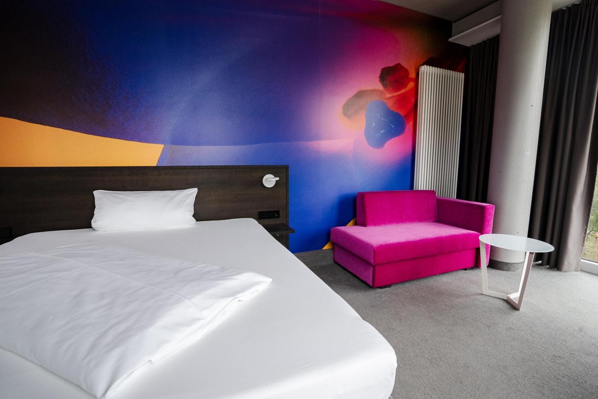 שווביש האל Qubixx Stadtmittehotel מראה חיצוני תמונה