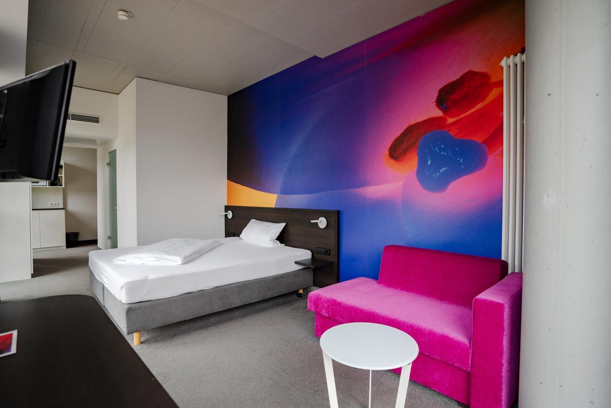 שווביש האל Qubixx Stadtmittehotel מראה חיצוני תמונה