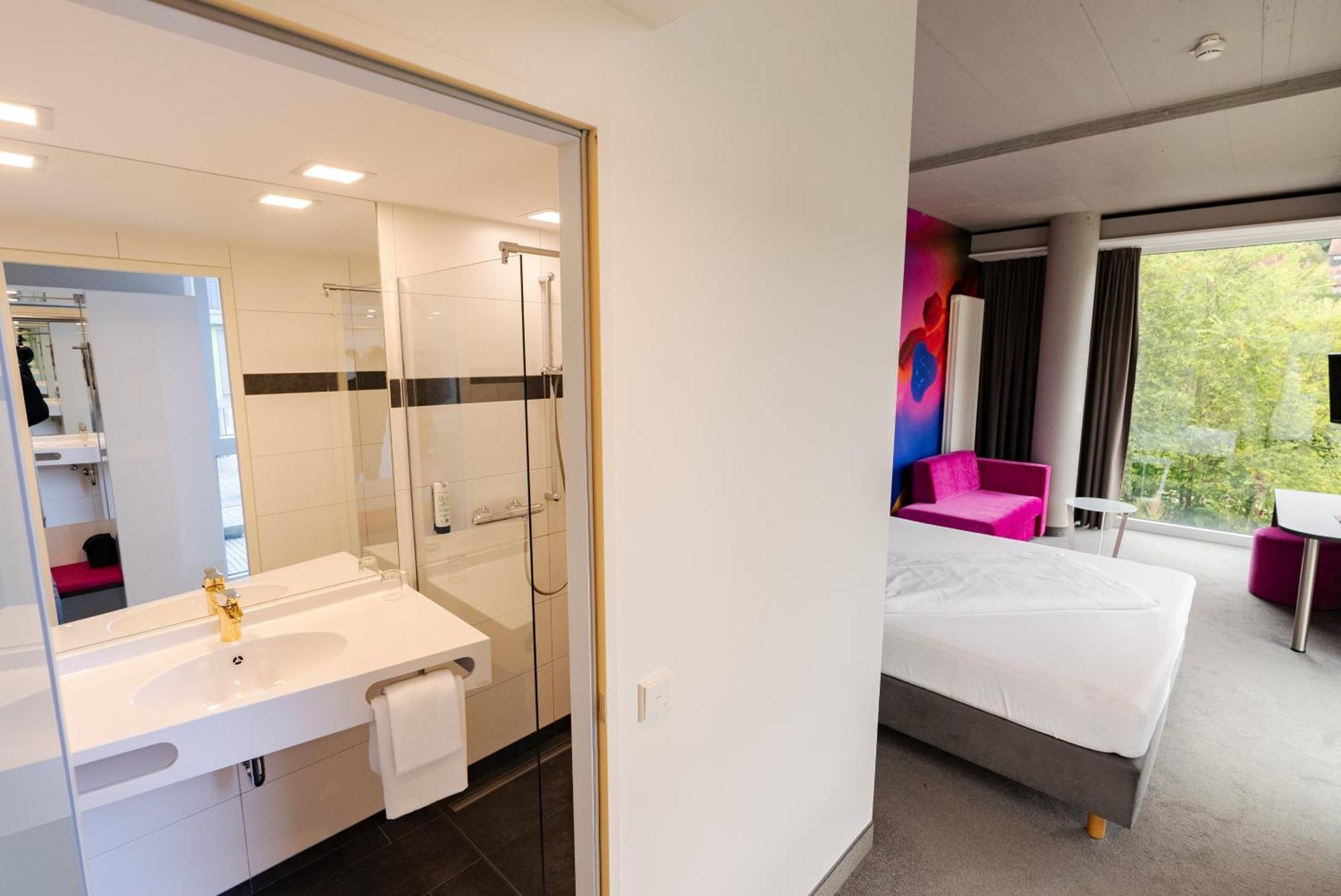 שווביש האל Qubixx Stadtmittehotel מראה חיצוני תמונה
