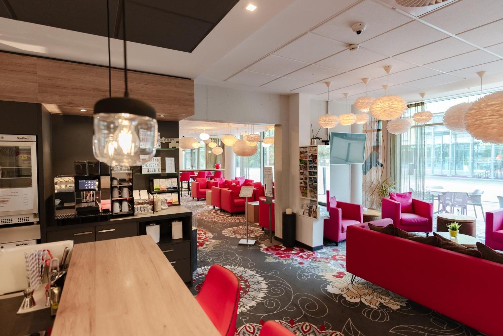 שווביש האל Qubixx Stadtmittehotel מראה חיצוני תמונה